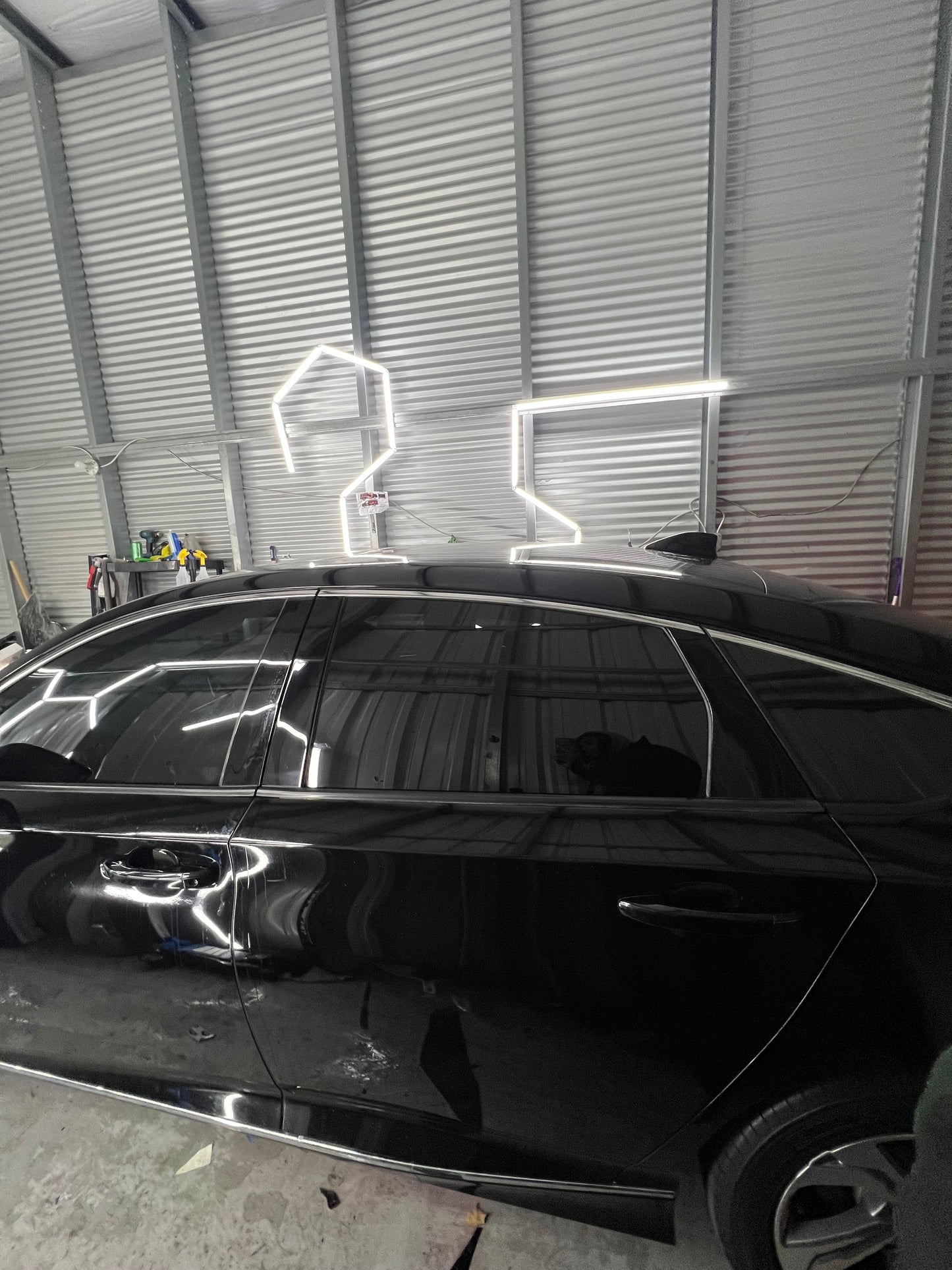 CARBON SEDAN WINDOW TINT (SIDES & REAR)