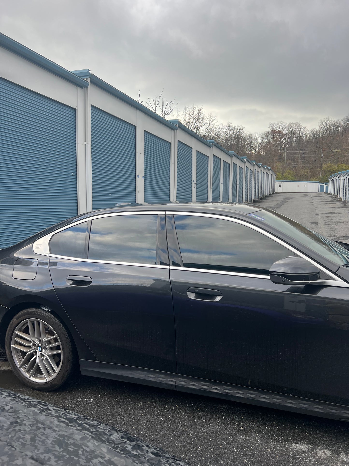 CERAMIC SEDAN WINDOW TINT ( SIDES & REAR ONLY)
