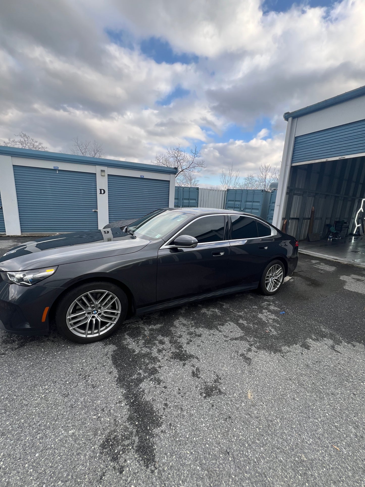 CERAMIC SEDAN WINDOW TINT ( SIDES & REAR ONLY)